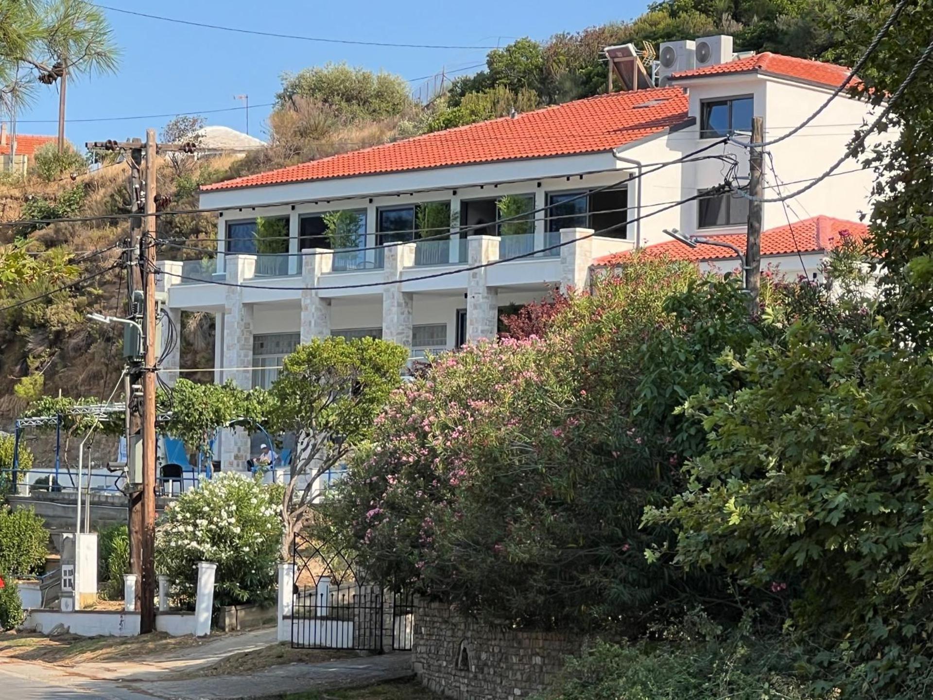 Hotel Kinira Luaran gambar